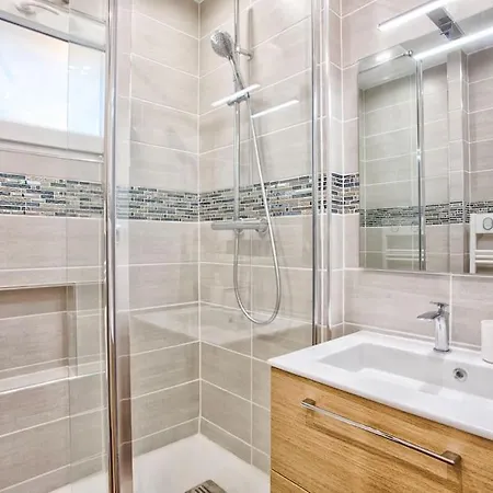 Belle Vaucelles • Rénové Et Design • Parking, Wifi Apartamento *